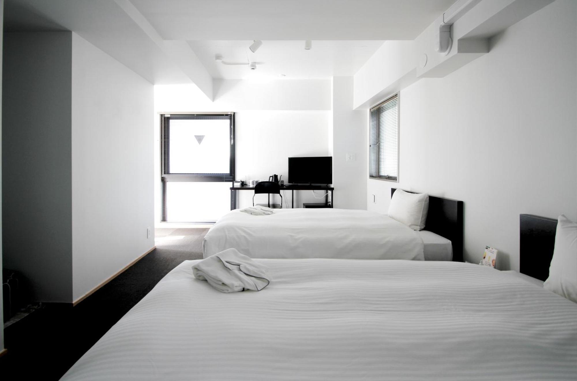 8Hotel Chigasaki Exterior foto